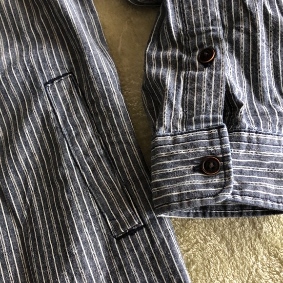 New without tag Tommy Hilfiger very cute shirt for boys 8-10 years - Picture 3 of 6